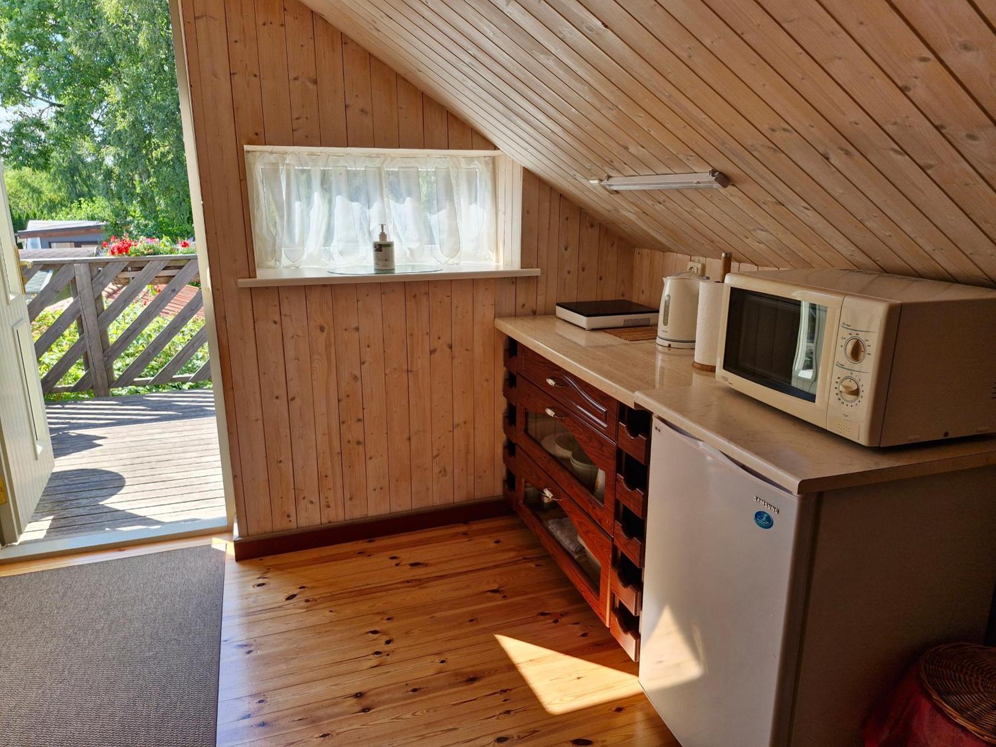 Piibelehe Guest Accommodation Kuressaare Zewnętrze zdjęcie