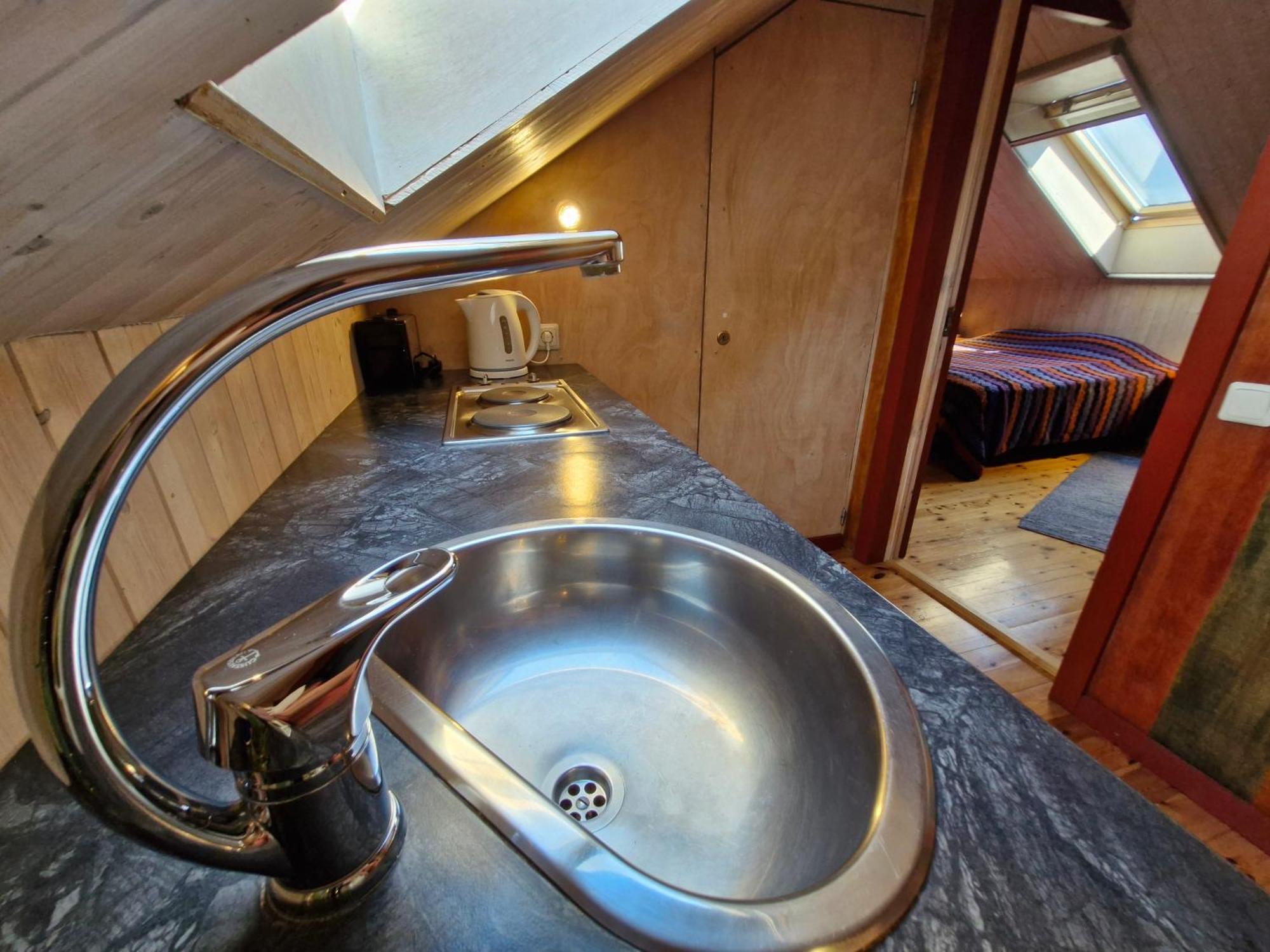 Piibelehe Guest Accommodation Kuressaare Zewnętrze zdjęcie