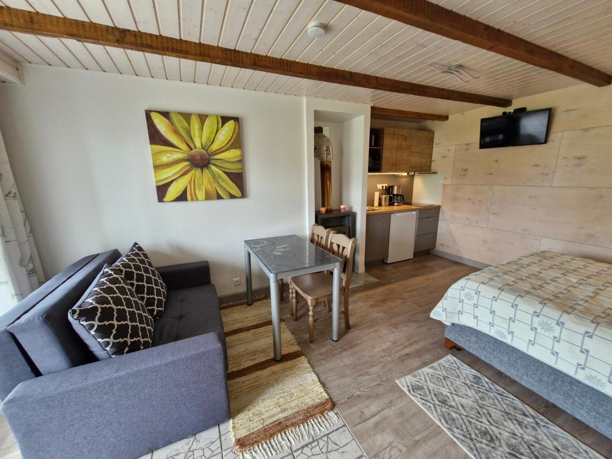 Piibelehe Guest Accommodation Kuressaare Zewnętrze zdjęcie